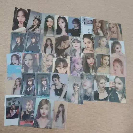 [BUNJANG] Espa Merchandise Bundle Set Official Photocard Set / 일괄) 에스파 MD 시그 앨포 포카 포토카드 탈덕처분