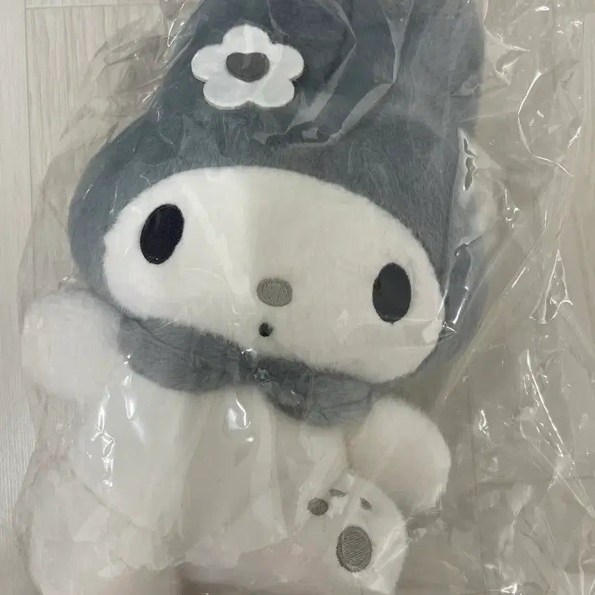 [BUNJANG] Sanrio My Melody Black and White Monotone Gray Plush Doll 30cm / 산리오 흑백 모노톤 그레이 마이멜로디 30cm 인형