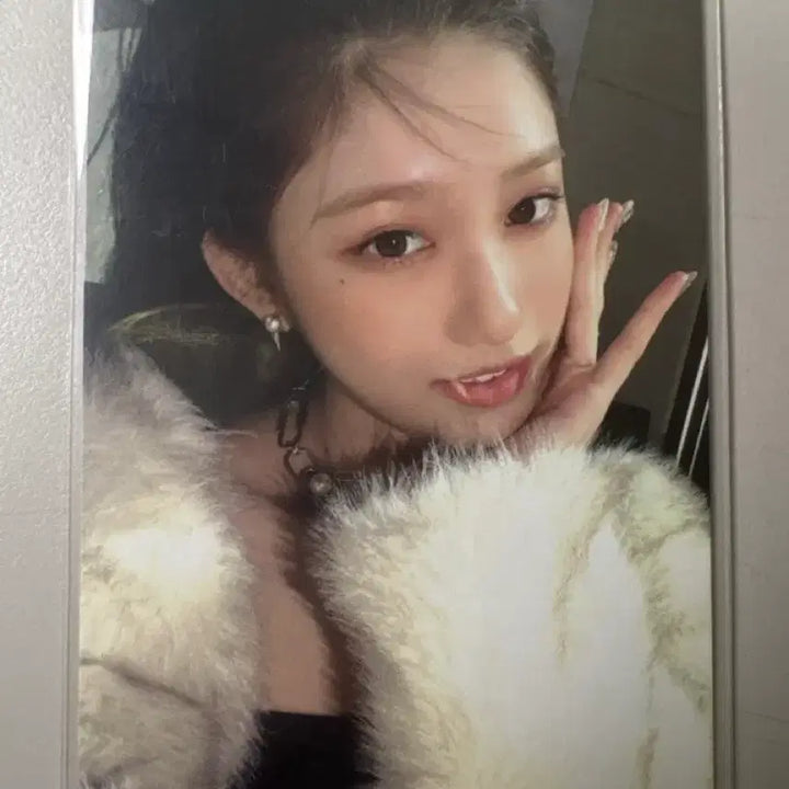 [BUNJANG] IVE (G)I-DLE After Like Soundwave Exclusive Photocard / 아이브 이서 애프터라이크 앺라 사운드웨이브 판매