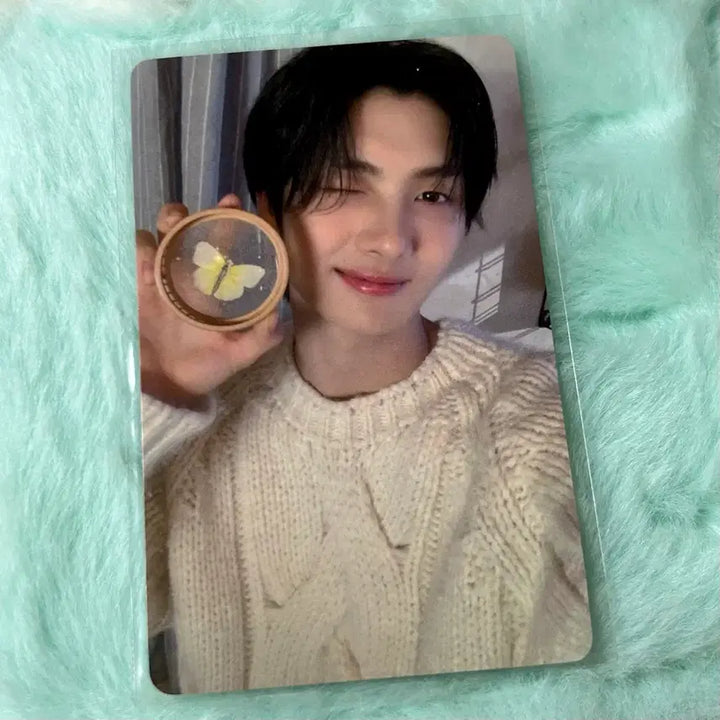 [BUNJANG] TWS Last Bell Universal Jeongseong Photocard POB Compact Version / 투어스 라스트벨 유니버셜 영재 특전 포카 양도 컴팩트 미공포