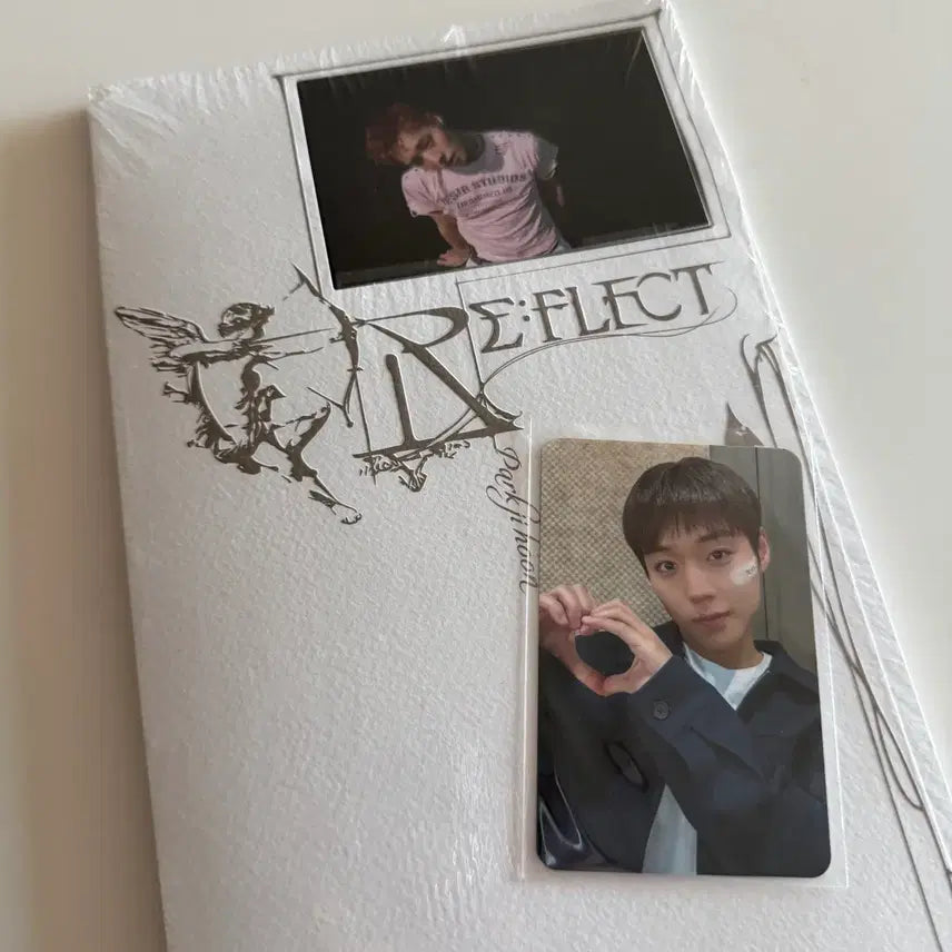 [SOLD OUT] 박지훈 Reflect 앨범(위드뮤 양면하트 포카 포함)