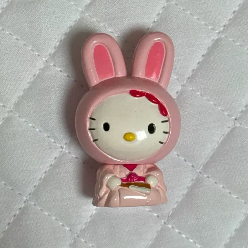 [BUNJANG] Vintage Hello Kitty Chinese Zodiac Rabbit Figure / 헬로키티 십이지신 십이간지 토끼 고전 피규어