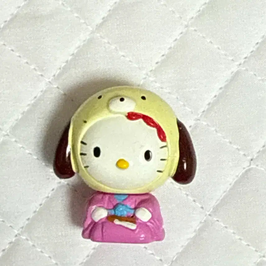 [BUNJANG] Sanrio Hello Kitty Zodiac Dog Vintage Figure / 헬로키티 십이지신 십이간지 강아지 고전 피규어