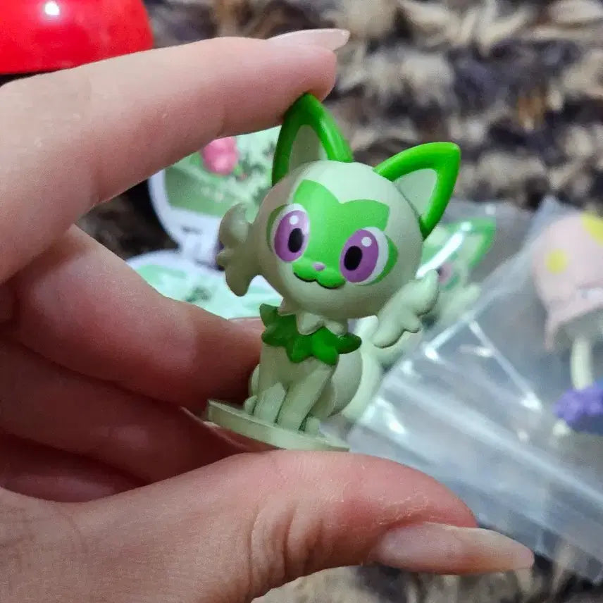 [BUNJANG] Nao Ha Monster Ball Set with Scyther Figure / 나오하 피규어 몬스터볼 +육파리 일괄