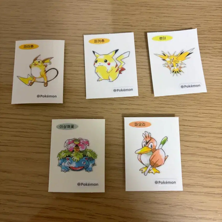 [BUNJANG] Pokemon 30th Anniversary "Ttibbussil" Stickers (Thunder, Pikachu, Farfetch&