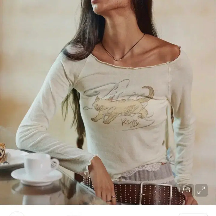 [BUNJANG] BitterCells Fog Cat Boatneck Longsleeve Ivory / 비터셀즈 포그 캣 보트넥 롱슬리브 아이보리