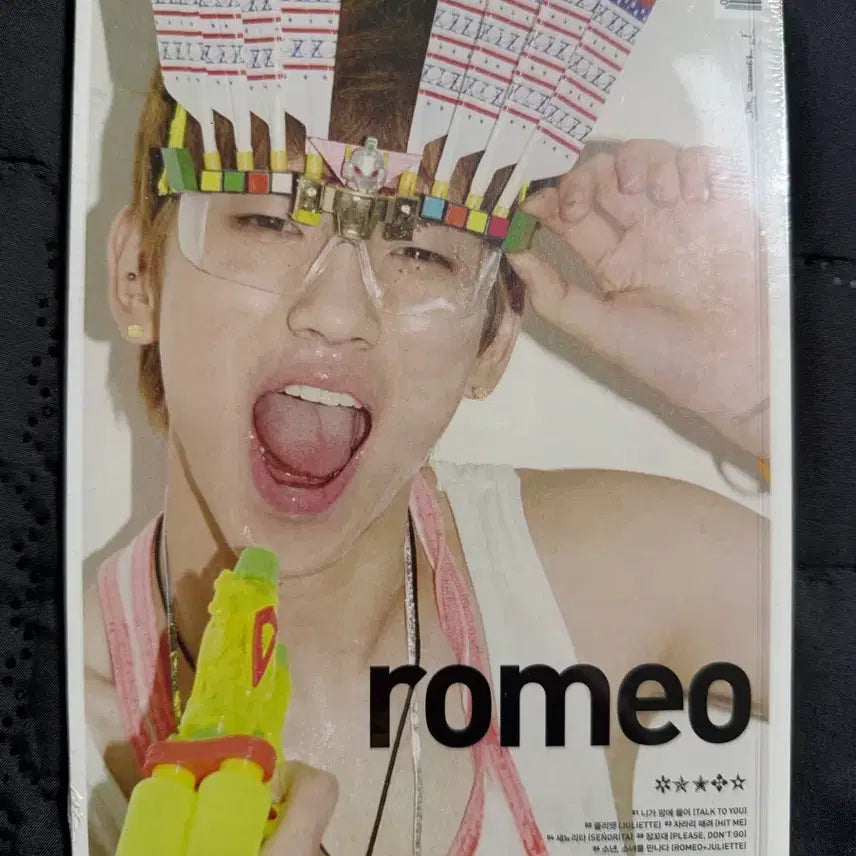 [BUNJANG] SHINee Romeo Sealed Album (Key Cover) / 샤이니 로미오 미개봉 앨범 (표지 키)