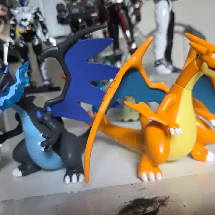 [BUNJANG] Pokémon Pocket Monsters Charizard X &amp; Y Painted Model / 포켓프라 메가리자몽 x,y 도색품