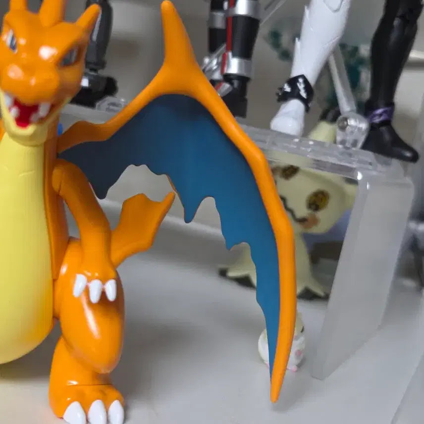 [BUNJANG] Pokémon Pocket Monsters Charizard X &amp; Y Painted Model / 포켓프라 메가리자몽 x,y 도색품