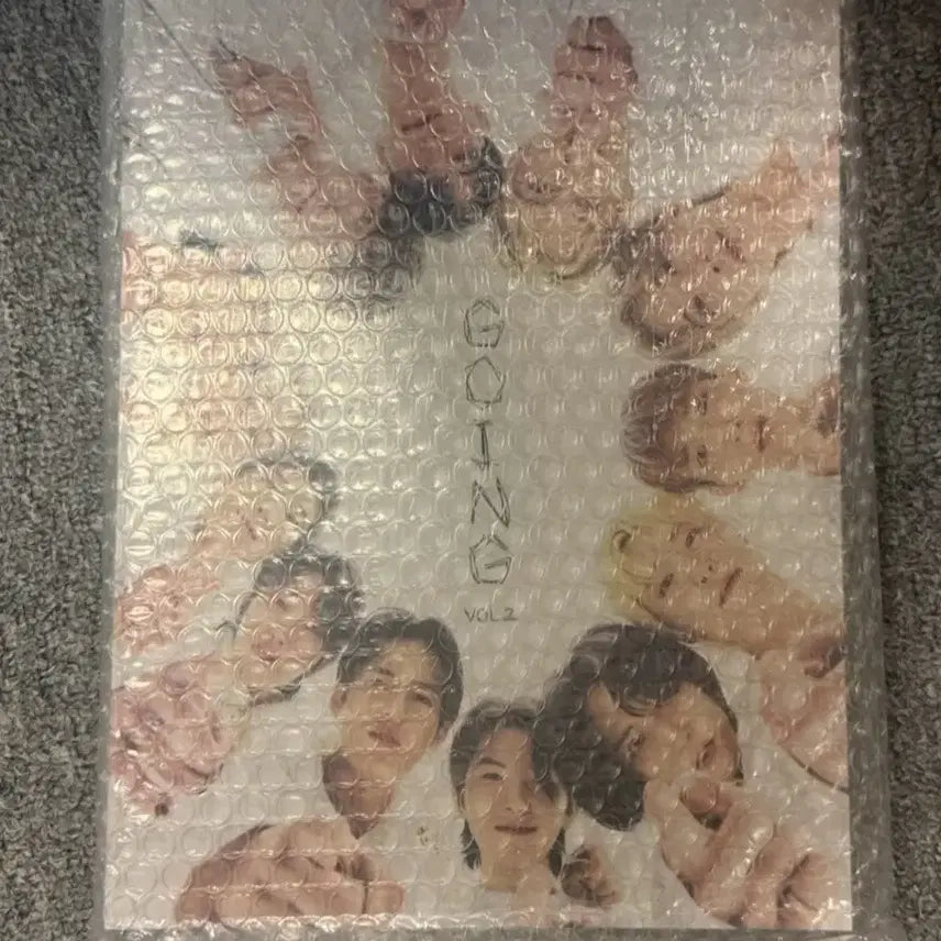 [BUNJANG] Seventeen Official Merchandise Bundle Set (Excluding Photocard) / 세븐틴 공식 굿즈 양도 생일 멤버십 키트 고잉 잡지 아티스트메이드