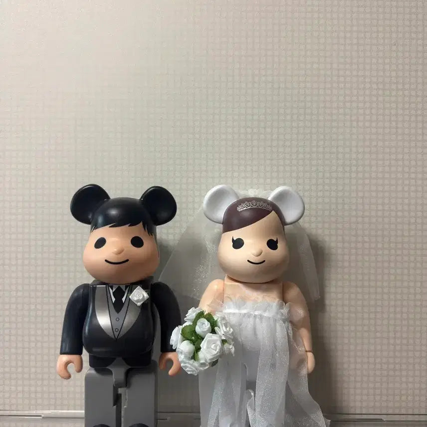 [BUNJANG] Bearbrick Greeting Wedding Part 3 400% / 베어브릭 그리팅 웨딩 3탄 400% 판매합니다