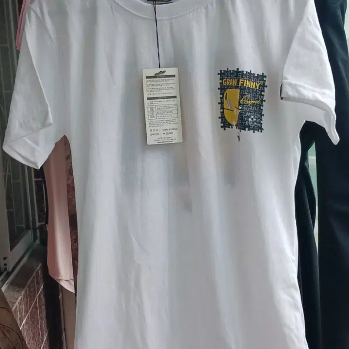 [BUNJANG] Granfini Graphic Print Short Sleeve T-Shirt White / 그랜피니 반팔티 화이트(새제품_택있음)
