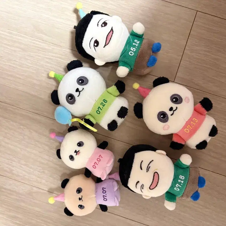 [BUNJANG] Everland Bao Family Random Doll Bundle Set / 에버랜드 바오패밀리 랜덤 인형 일괄판매 상태굿