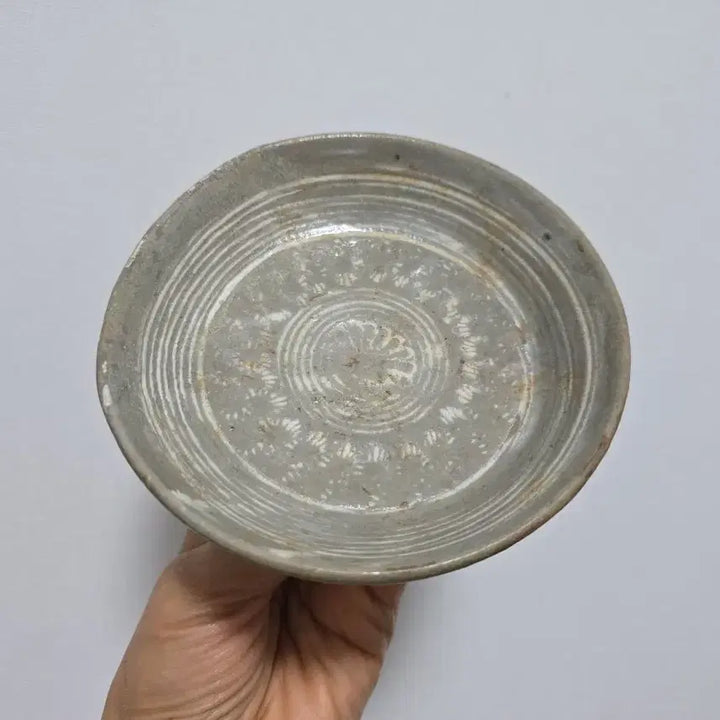 [BUNJANG] Authentic Early Joseon Buncheong Ware Inhwamun Plate Antique / 진품 조선초기 분청자 인화문 접시 골동품