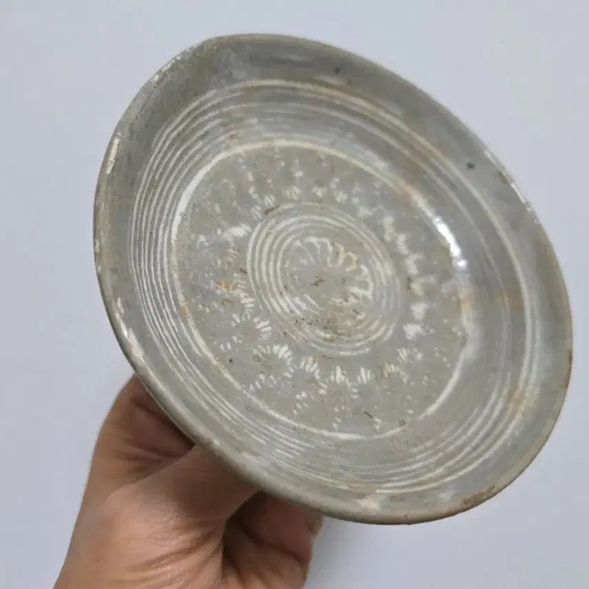 [BUNJANG] Authentic Early Joseon Buncheong Ware Inhwamun Plate Antique / 진품 조선초기 분청자 인화문 접시 골동품