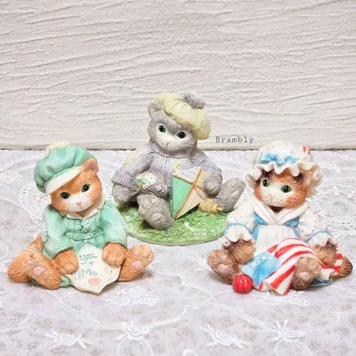 [BUNJANG] Calico Kittens Figurine - Vintage Collectible / 칼리코 키튼즈 빈티지소품 고양이 피겨린 에네스코 장식 수집 인테리어