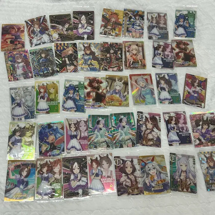 [BUNJANG] Uma Musume &amp; Weiß Schwarz Card Bundle / 우마무스메 웨하스카드 42장 바이스슈발츠 40장