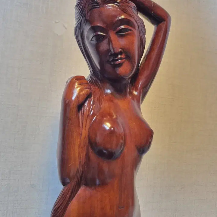[BUNJANG] Wooden Sculpture - Shy Woman Figure - 61cm Height / [나무 조각상]  수줍은 여인상 - 높이 61cm