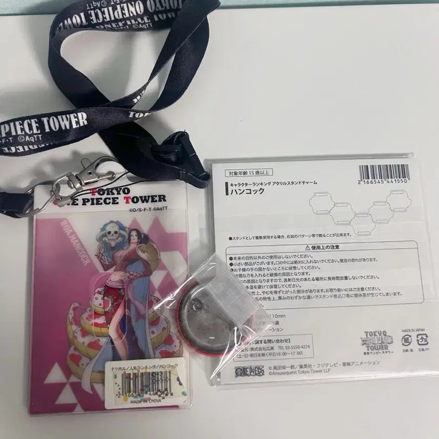 [BUNJANG] One Piece Boa Hancock Tokyo Tower Limited Acrylic Stand, Card Case, and Pirate Emblem Pin Badge Bundle Set / 일괄) 원피스 보아핸콕 도쿄타워 한정 아크릴, 카드케이스, 해적단 로고