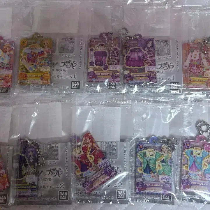 [BUNJANG] Aikatsu x PriPara Collaboration Gashapon Acrylic Keychain Bundle Set / (일괄) 아이카츠 X 프리파라 콜라보 가샤폰 가챠 아크릴 키링