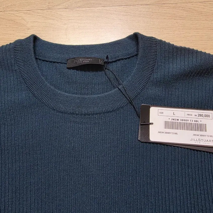 [BUNJANG] JILLSTUART NEW YORK Rib Texture Crewneck Knit L (103-105) / 질스튜어트뉴욕 리브 텍스쳐 크루넥 니트 L 103-105 정가 28만원