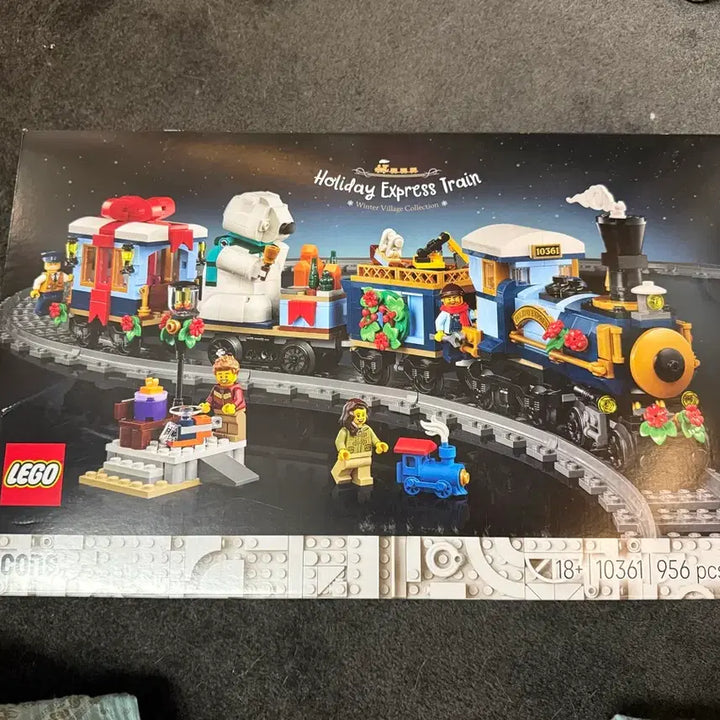[BUNJANG] LEGO Icons Holiday Express Train 10308 Sealed / 레고 아이콘 홀리데이 익스프레스 기차 10361 미개봉