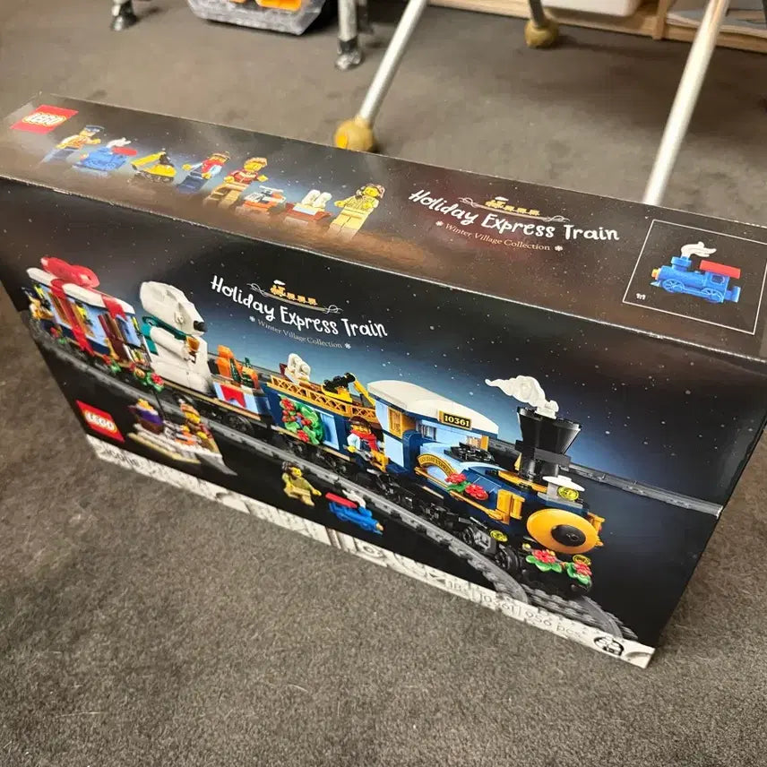 [BUNJANG] LEGO Icons Holiday Express Train 10308 Sealed / 레고 아이콘 홀리데이 익스프레스 기차 10361 미개봉