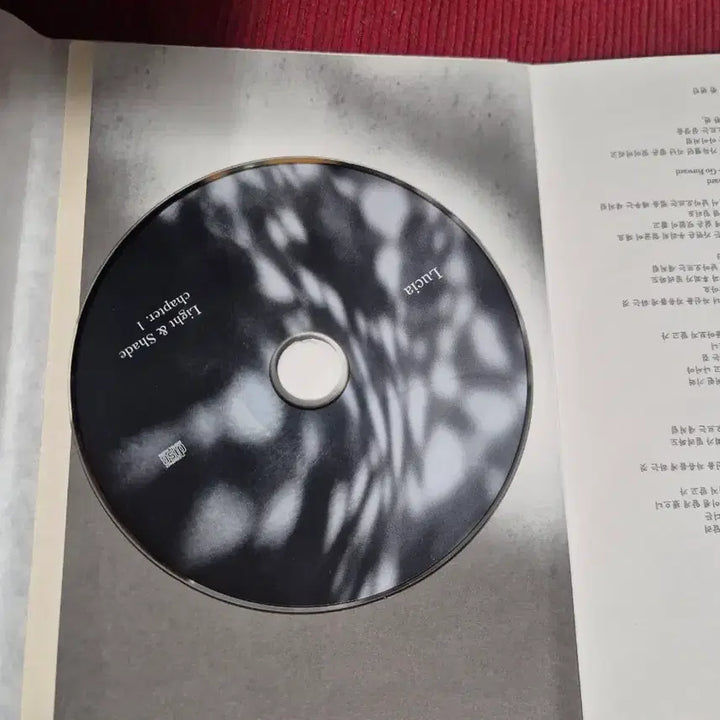 [BUNJANG] Lucia 2nd Album Light &amp; Shade chapter.1 / 루시아 (Lucia) 2집 Light &amp; Shade chapter.1 앨