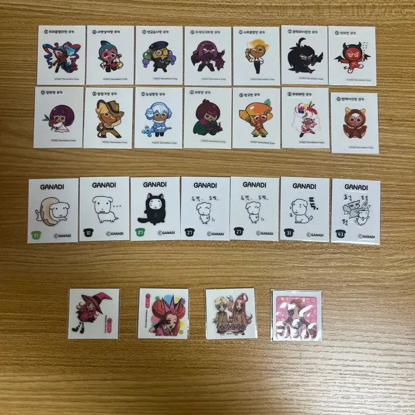 [BUNJANG] Garidi x Cookie Run x Sugar Sugar Rune Sticker Collection / 가나디 쿠키런 슈가슈가룬 띠부띠부씰 씰스티커 고전