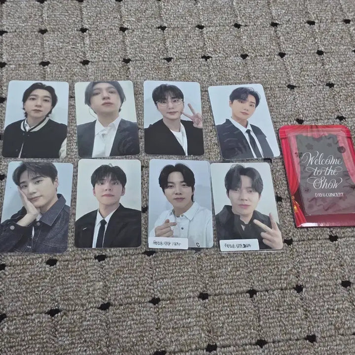 [BUNJANG] DAY6 Welcome to the Show Entry Gift Photocard / 데이식스 DAY6 Welcome to the Show 입장 기프트 포카
