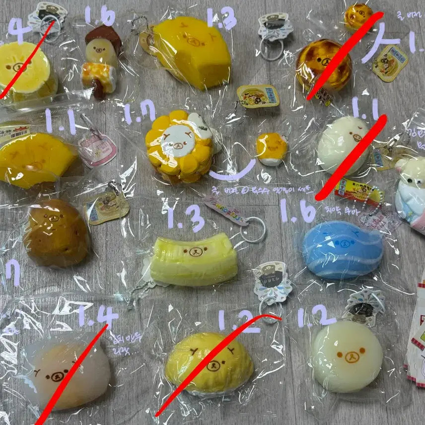 [BUNJANG] Rilakkuma Handmade Squishy Toy / 스티커 없는 건드려요) 쿠마 말랑이 리락쿠마 리락 수제 말랑이