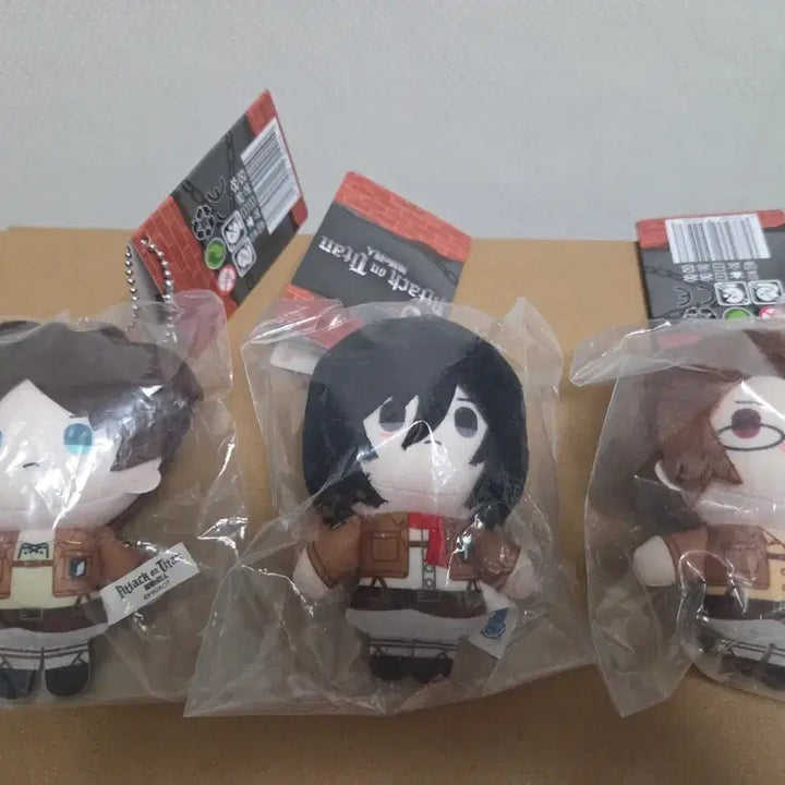[BUNJANG] Attack on Titan Eren Mikasa Hanji Mini Plush Keychain / 진격의거인 눌셋 에렌 미카사 한지 솜깅 누이 미니 인형 키링