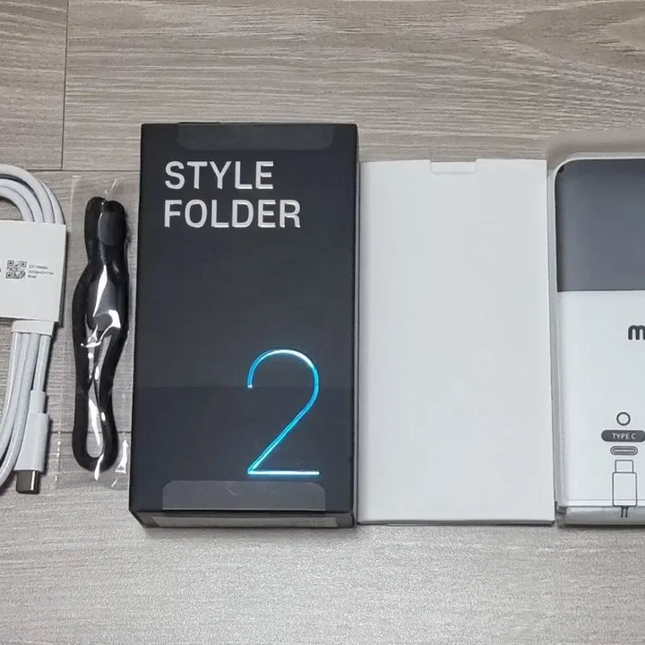 [BUNJANG] Style Folder 2 M140 White / 새상품)스타일폴더2 m140 화이트