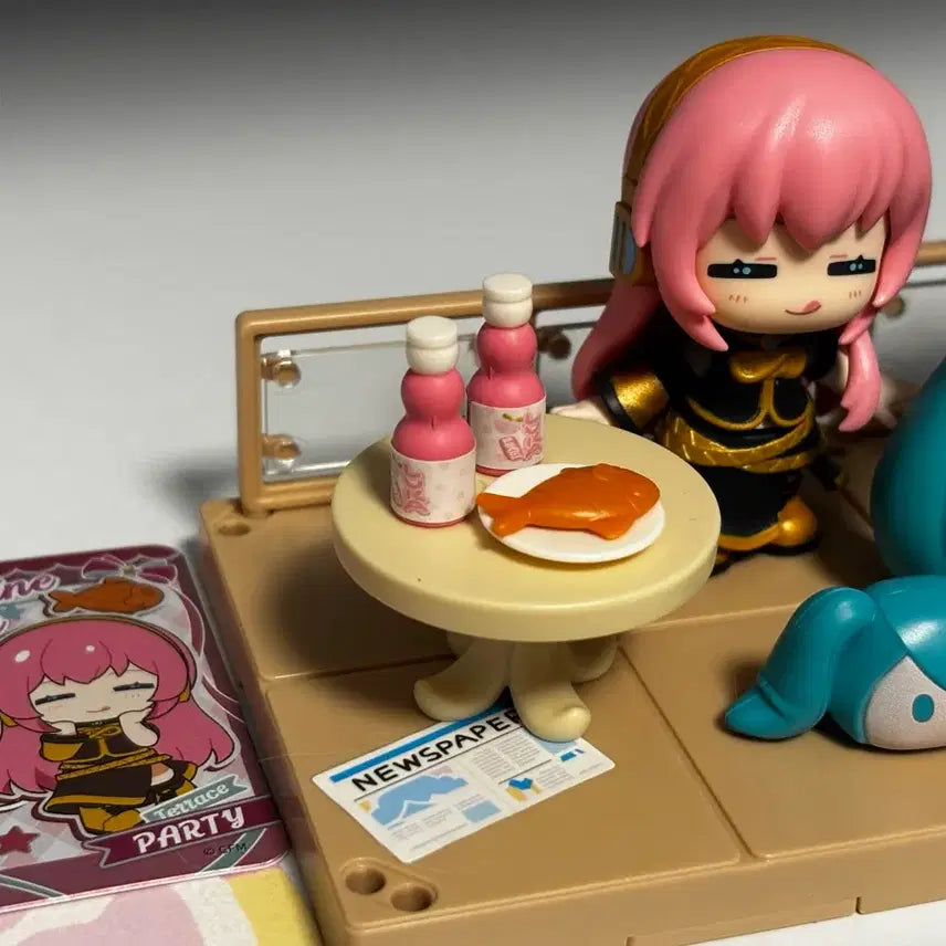 [BUNJANG] Vocaloid Terrace Party Hatsune Miku / Luka Bundle Set Figures / 보컬로이드 테라스파티 피규어 하츠네미쿠/루카 일괄