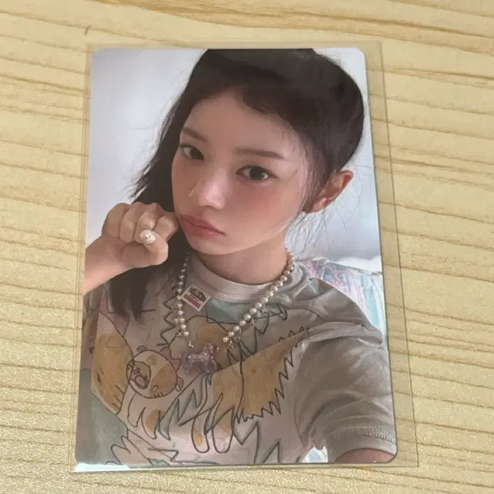 [BUNJANG] ILLIT Moka Album Photocard / 아일릿 모카 앨범 포토카드
