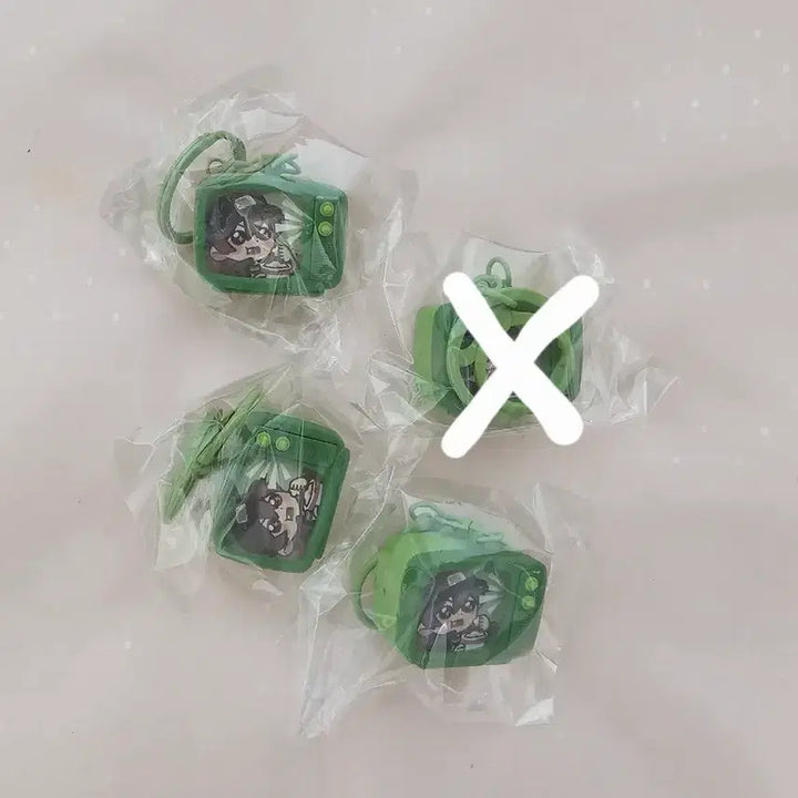 [BUNJANG] Jamtteul TV Pixelly Dinosaur Retro TV Keychain (Sealed) / [미개봉] 잠뜰tv 픽셀리 공룡 레트로 티비 티브이 키링