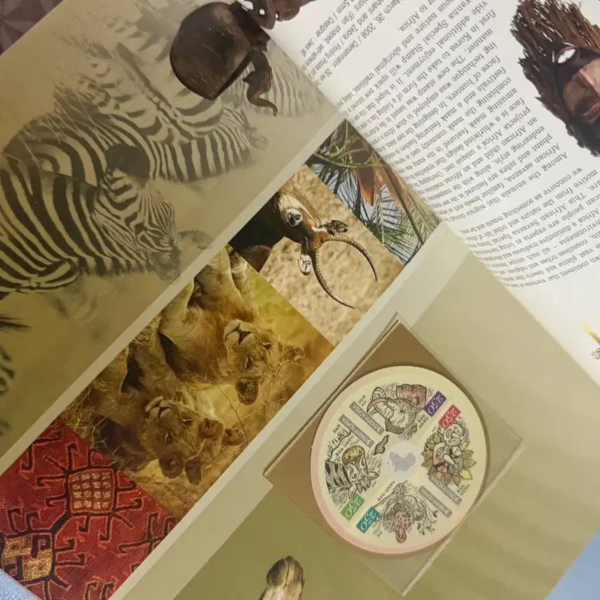[BUNJANG] Collection of Korean Postage Stamp Books (2004, 2008) / 한국의 우표책 2004, 2008 판매