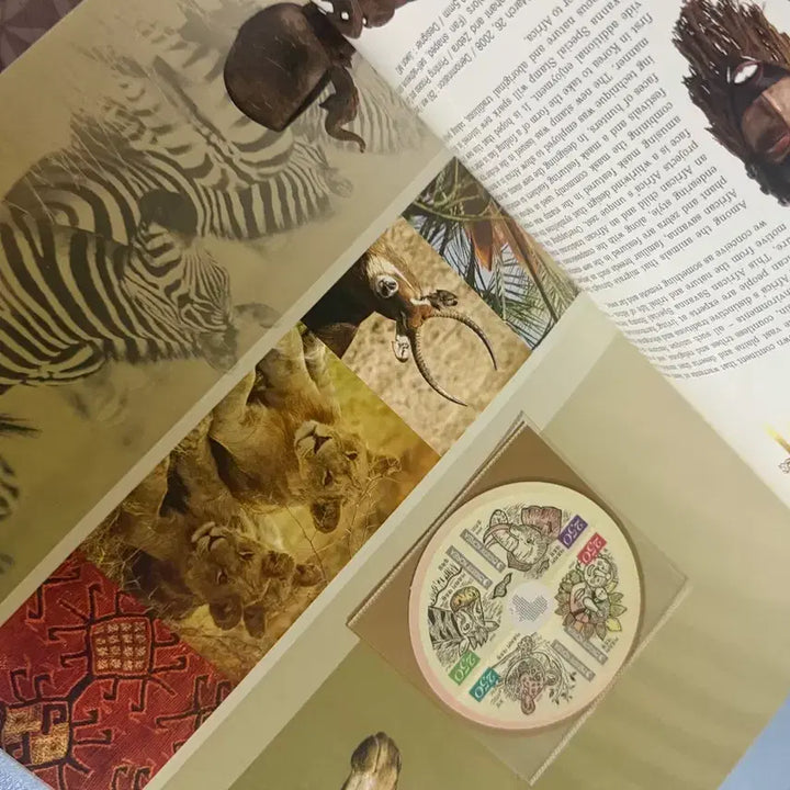 [BUNJANG] Collection of Korean Postage Stamp Books (2004, 2008) / 한국의 우표책 2004, 2008 판매