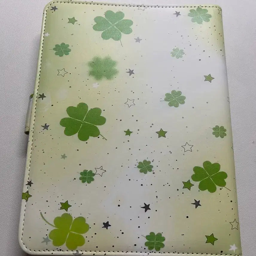 [BUNJANG] Four Leaf Clover A5 Binder / 네잎클로버 A5 바인더