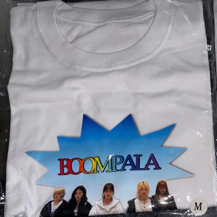 [BUNJANG] LE SSERAFIM BOOMPALA White T-Shirt Size M / 르세라핌 붐팔라 BOOMPALA 흰색 반팔 티셔츠 XL 사이즈