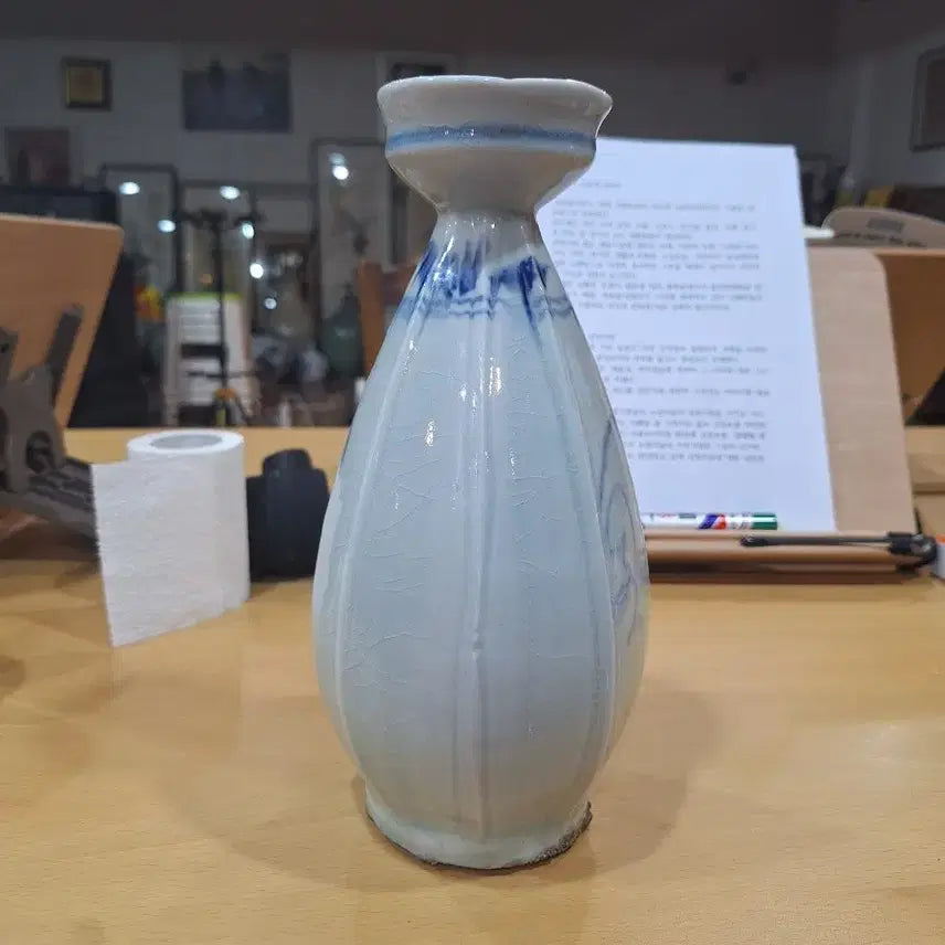 [BUNJANG] Blue and White Porcelain Wide-Mouth Vase / 청화백자 광구 주병