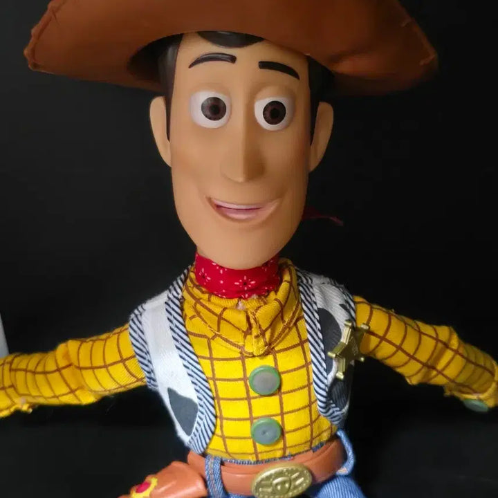 [BUNJANG] Toy Story Woody Figure / 토이스토리 우디 판매해요