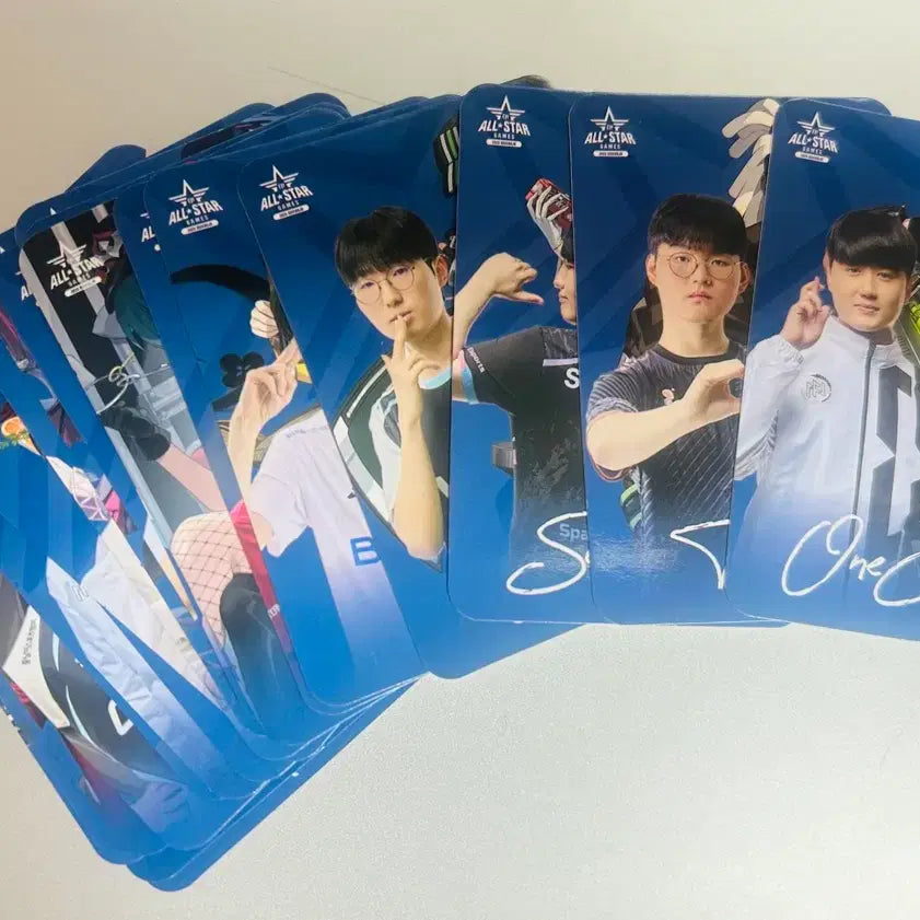 [BUNJANG] Eternal Return Gwangju All-Star Game Player Photocard Set / 이터널리턴 광주 올스타전 선수 포토카드 세트
