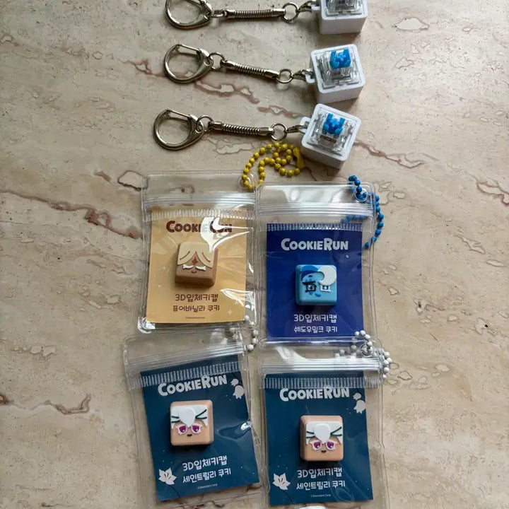 [BUNJANG] Cookierun Kingdom Keyring Album Bicycle Pen / 쿠키런킹덤 키링 앨범 바이시클 펜