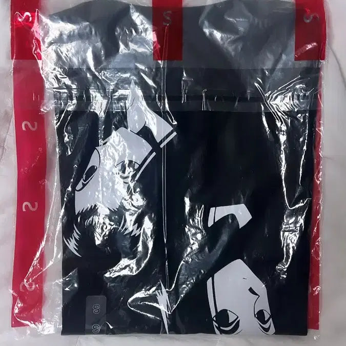 [BUNJANG] Hunter x Hunter x SPAO Collab Illumi Short Sleeve T-Shirt Black S / 헌터헌터 스파오 콜라보 이르미 반팔티 블랙 S 미개봉 새상품