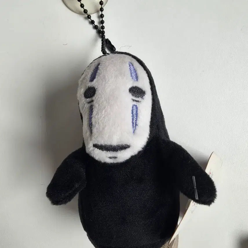 [BUNJANG] Spirited Away No-Face Plush Keychain (Vintage) / 고전 센과 치히로의 행방불명 가오나시 인형 키링