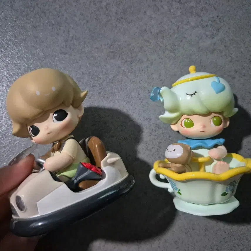 [BUNJANG] Dimoo Date Series Figures (2 Types Bundle Set) / 디무 데이트 시리즈 피규어 2종일괄
