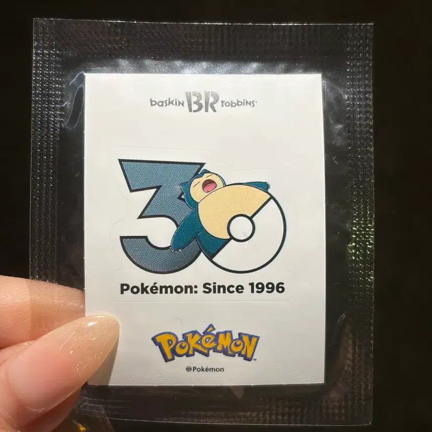 [BUNJANG] Snorlax Baskin Robbins Pokemon 30th Anniversary Sticker / 잠만보 배스킨라빈스 베라 포켓몬 30주년 스티커