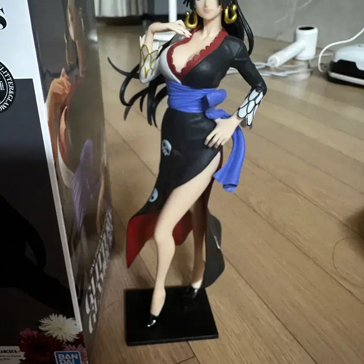 [BUNJANG] One Piece Boa Hancock Glitter &amp; Glamours Figure / 원피스 보아 핸콕 Glitter &amp; Glamours 피규어