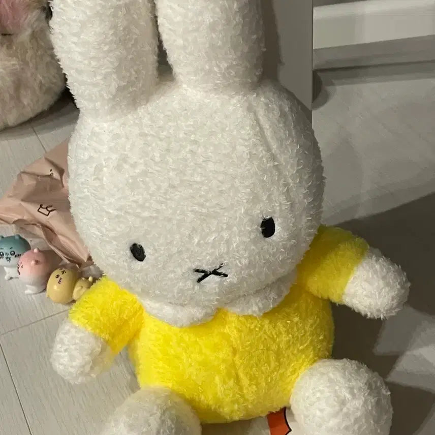 [BUNJANG] Miffy Medium Plush / 뽀글이 미피 중형 인형
